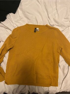 Women’s Mustard Crewneck Sweater